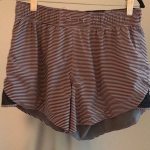 Lululemon shorts size 8